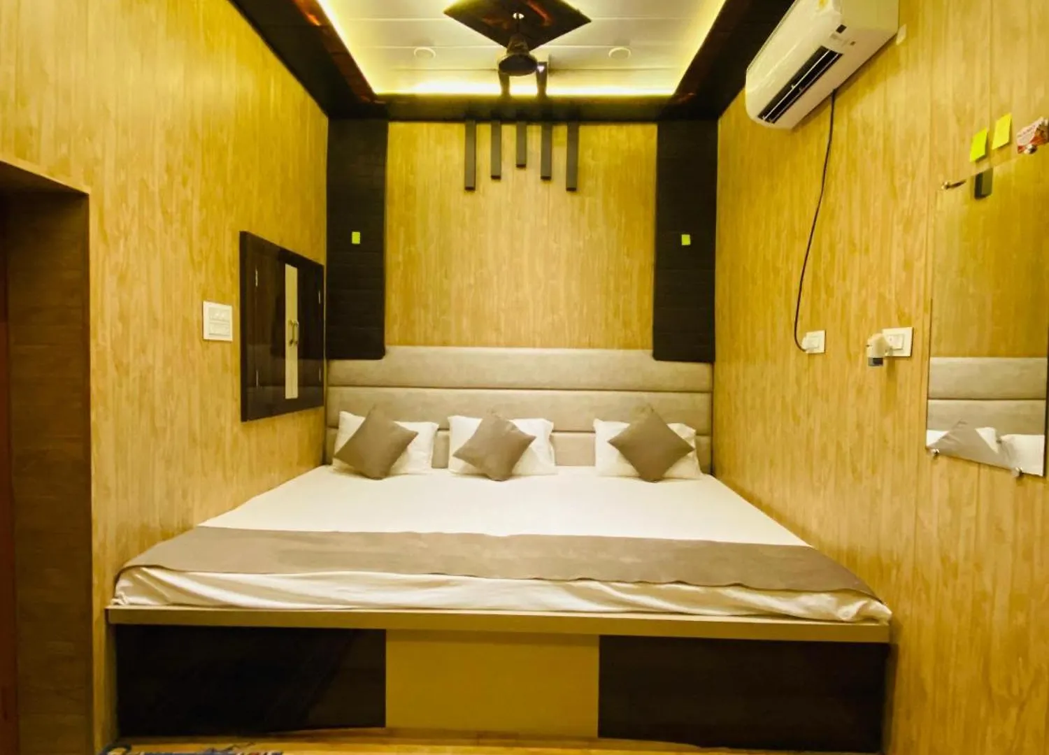 Namo Guest House Only For Indians Varanasi 0*,